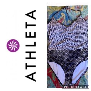 Athleta brand new swimming suit XL